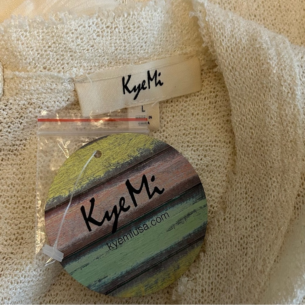 NWT Kye Mi Loose Knit‎ Button and Bow Back Sweater Women’s SZ L in Ivory - Picture 7 of 10